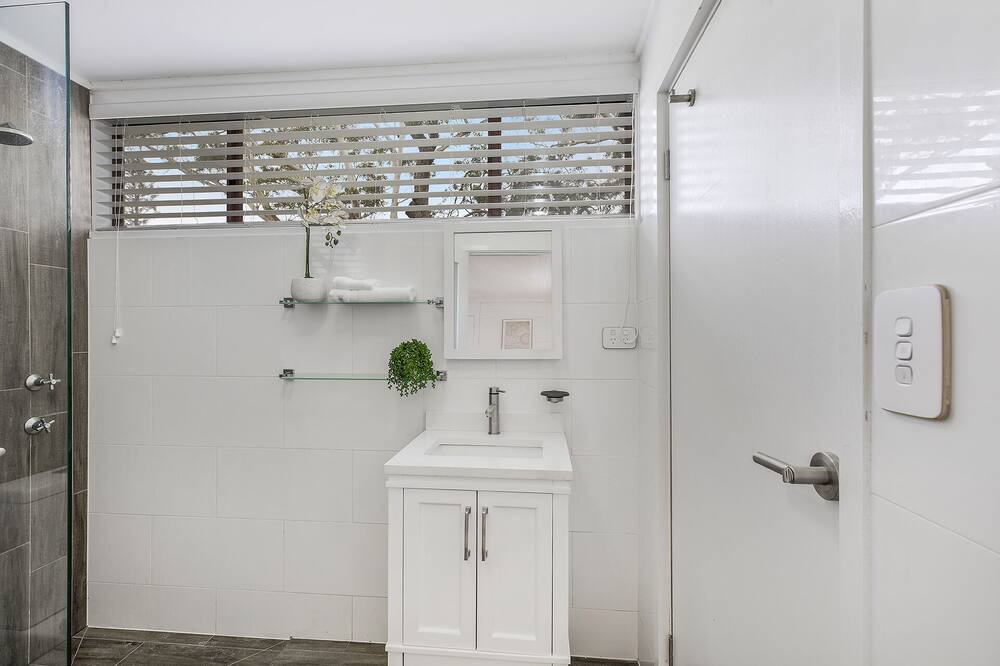 Photo of Bathroom in Shelly Beach