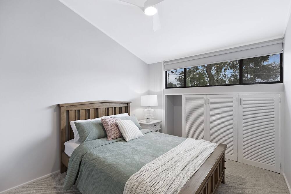 Photo of Bedroom in Shelly Beach