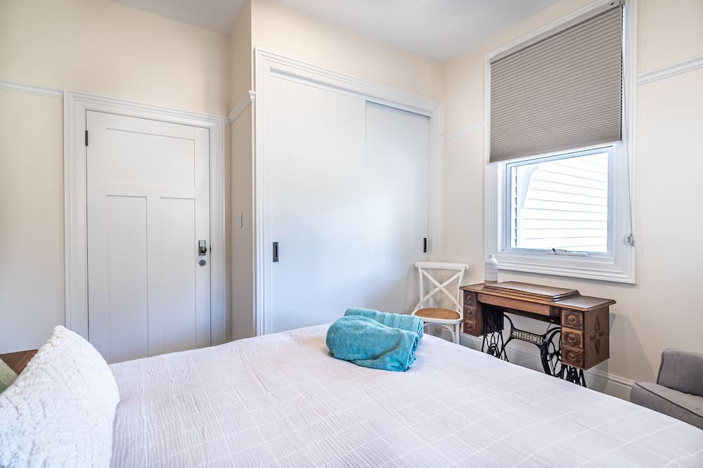 Photo of Bedroom in Collinsvale
