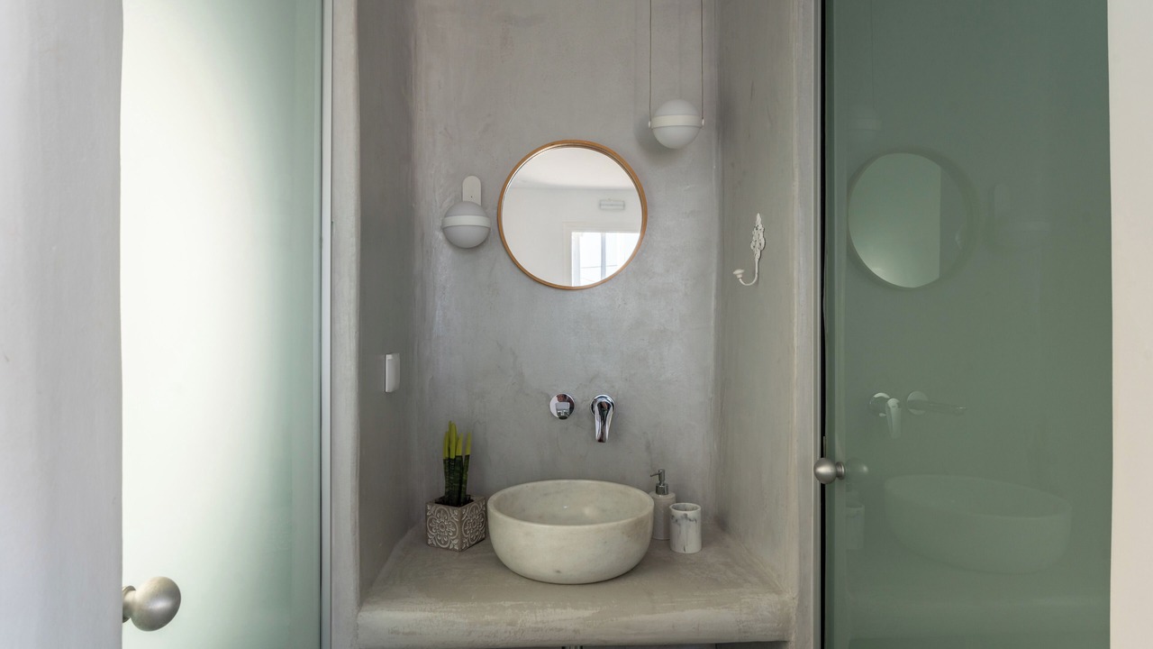 Photo of Bathroom in Ornos