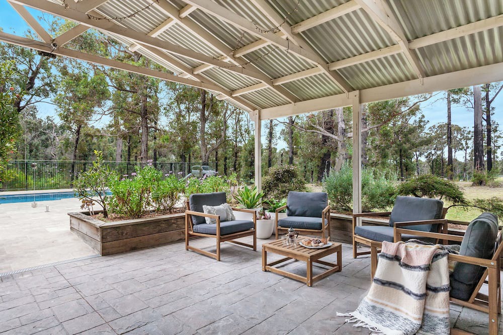 Photo of Patio Balcony in Yatte Yattah