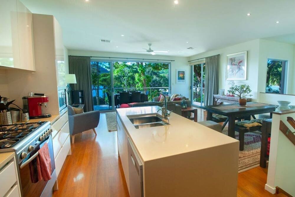 Photo of Kitchen in Elizabeth Beach