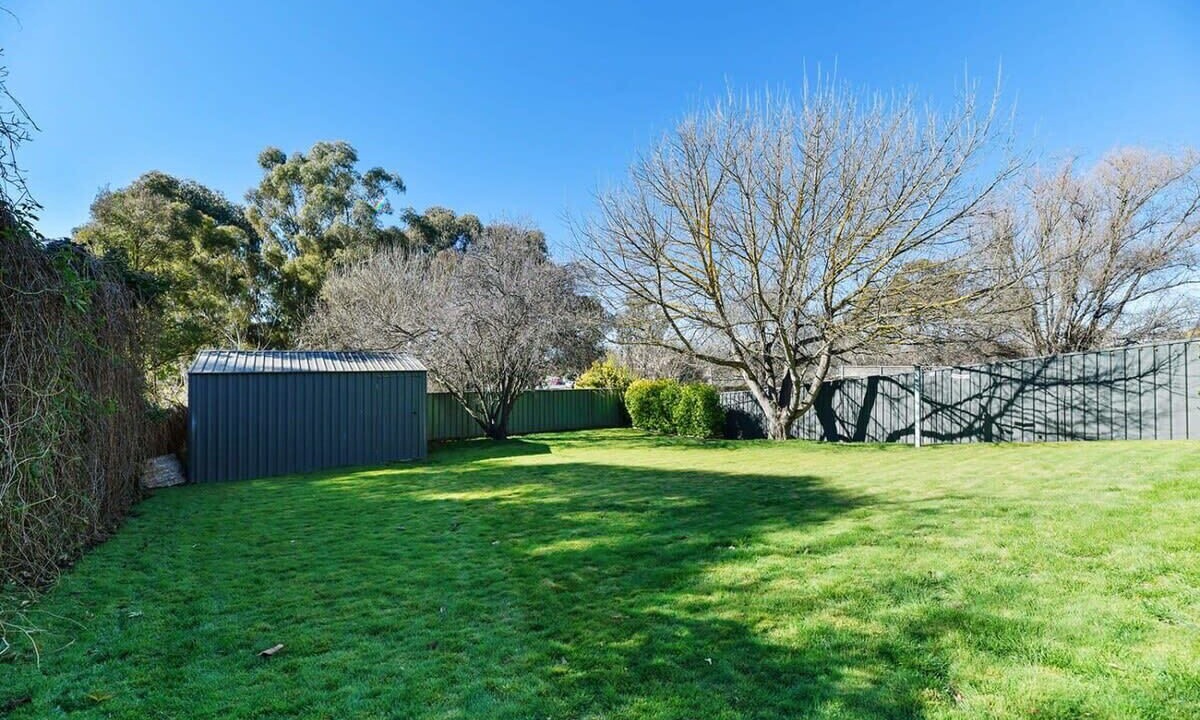 Photo of Outdoor in West Bathurst