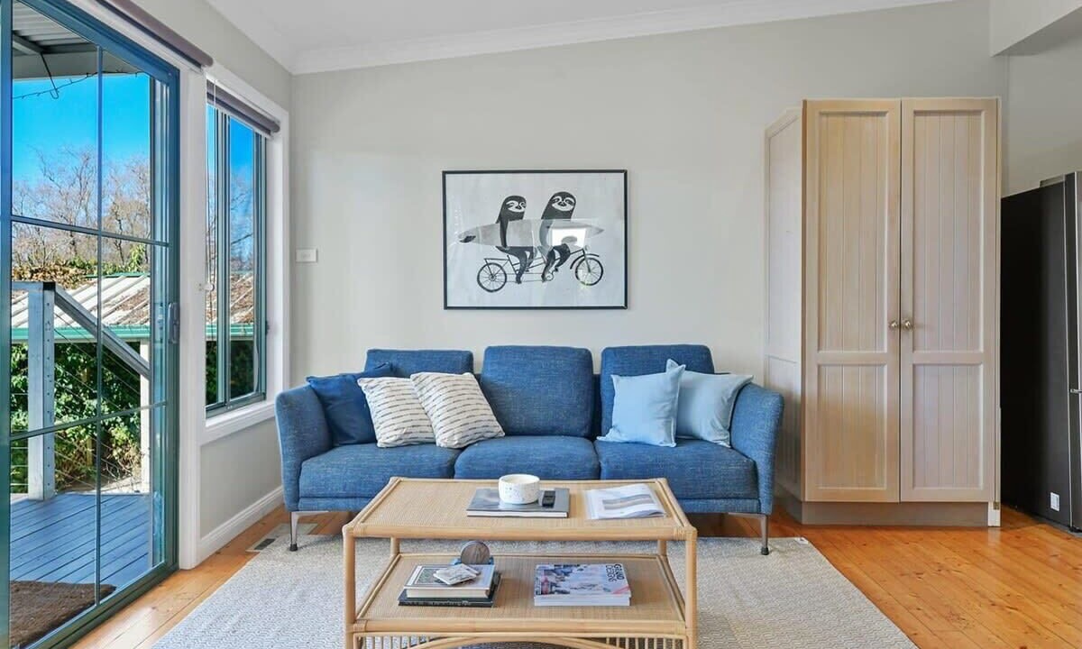Photo of Livingroom in West Bathurst