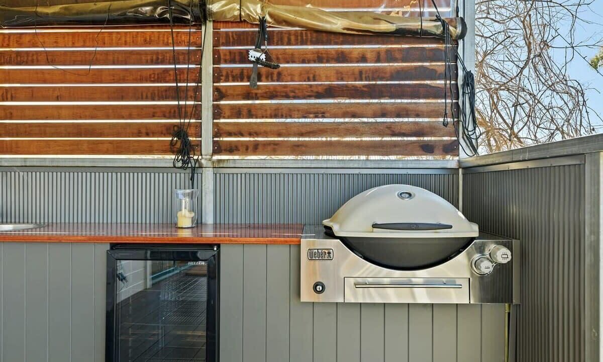 Photo of Outdoor in West Bathurst