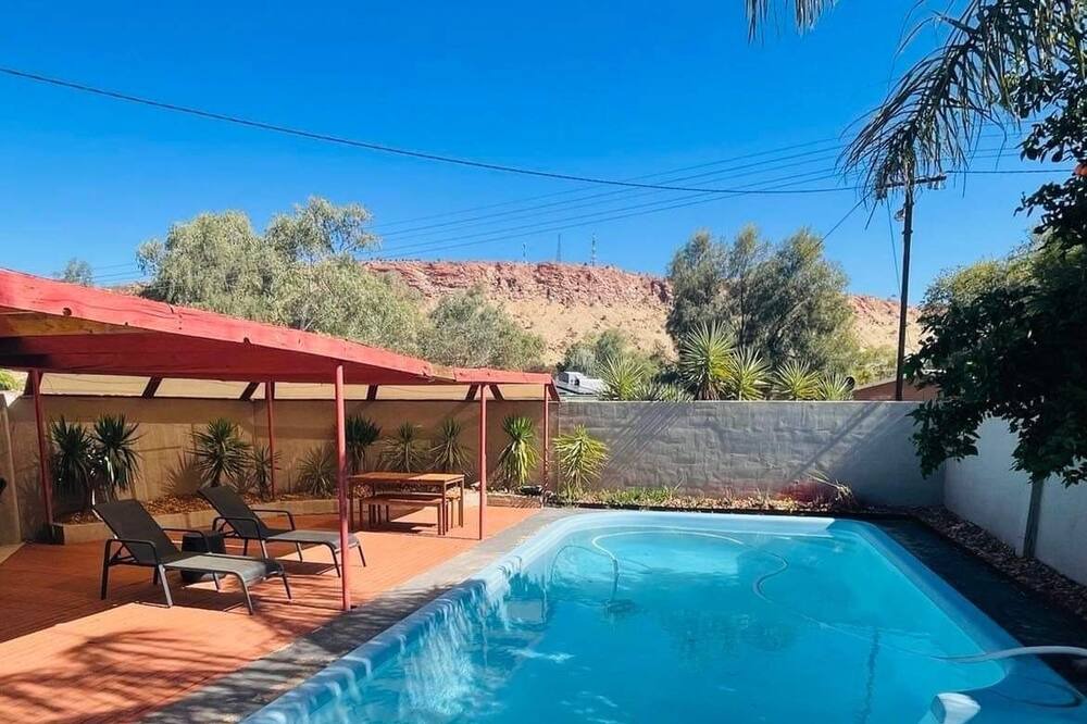 Photo of Outdoor in Gillen
