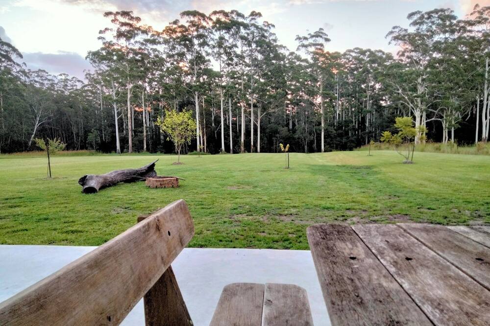 Photo of Outdoor in Boolambayte