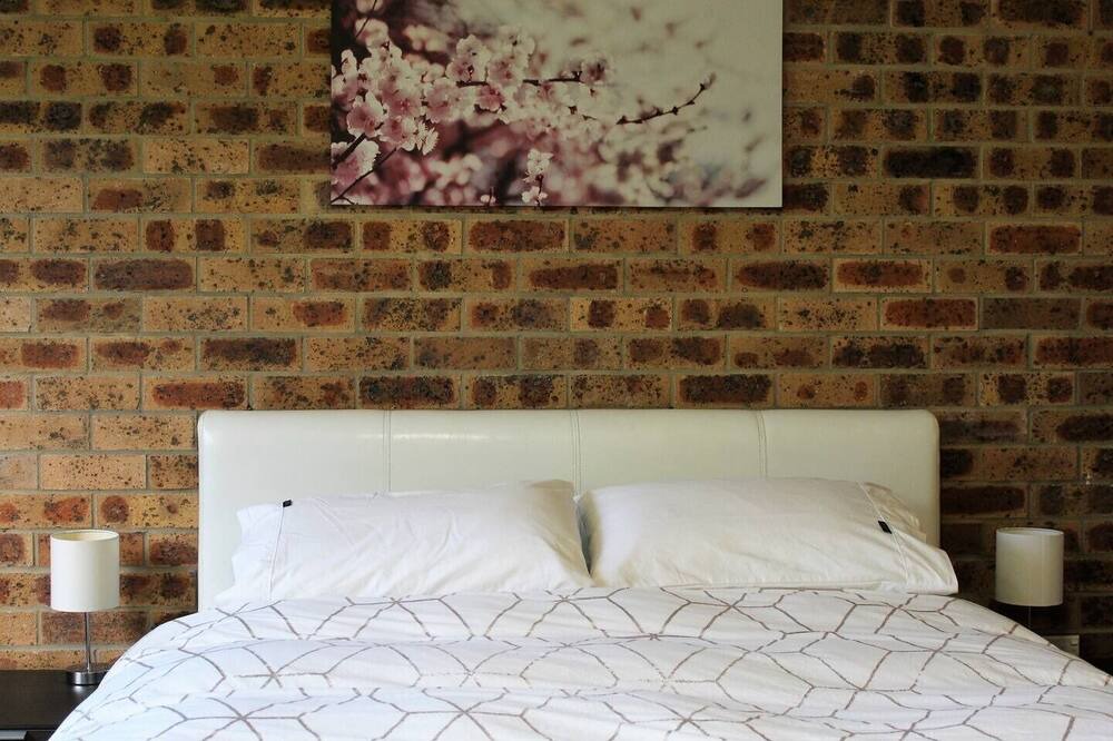 Photo of Bedroom in Boolambayte