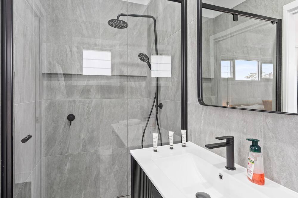 Photo of Bathroom in The Entrance