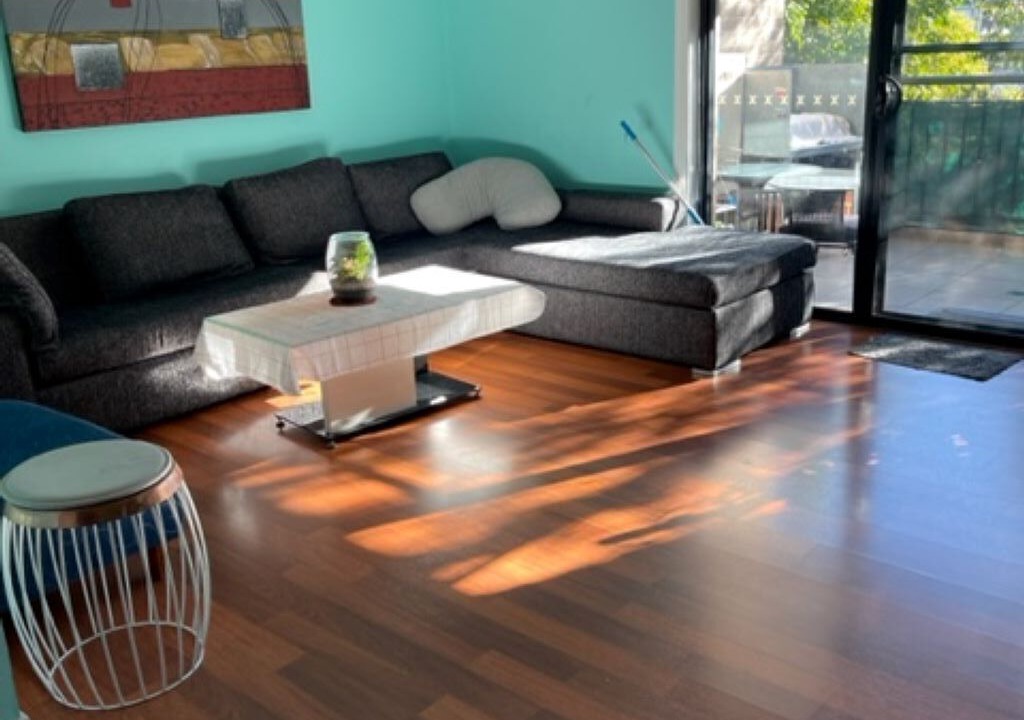 Photo of Livingroom in Guildford