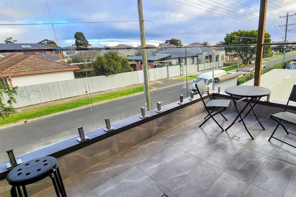 Photo of Outdoor in Sunshine