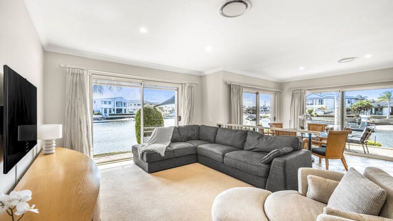 Photo of Livingroom in Runaway Bay