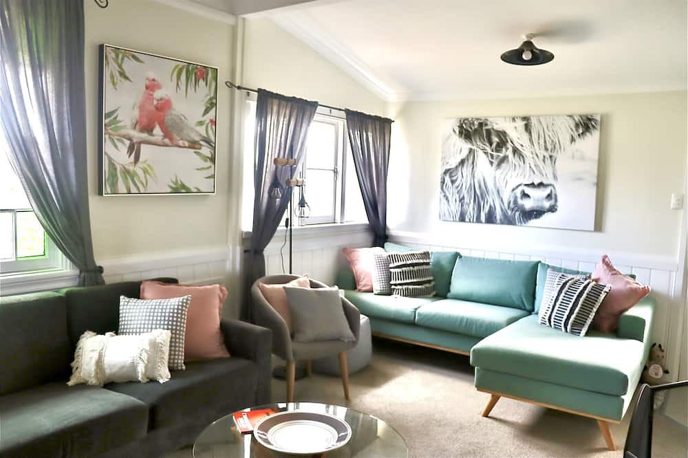Photo of Livingroom in Uralla