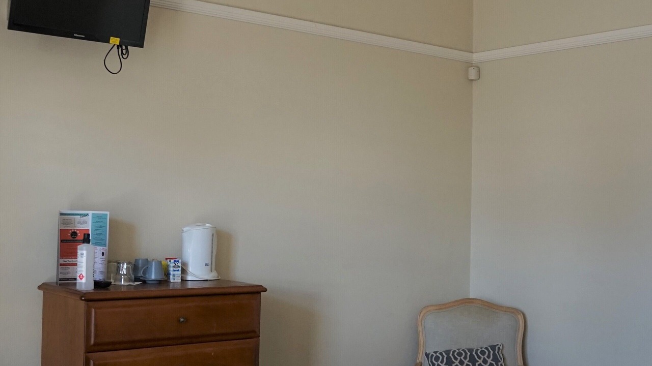 Photo of Bathroom in Mortlake
