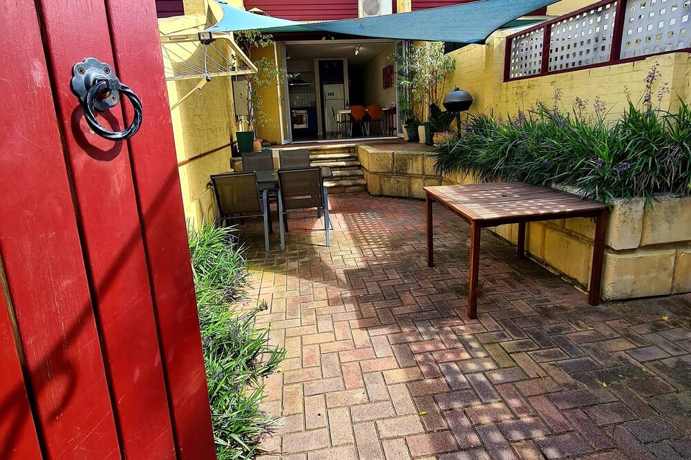 Photo of Others in Fremantle