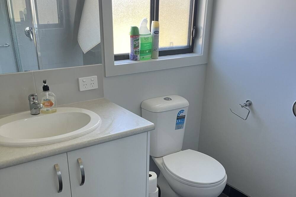 Photo of Bathroom in Golden Beach