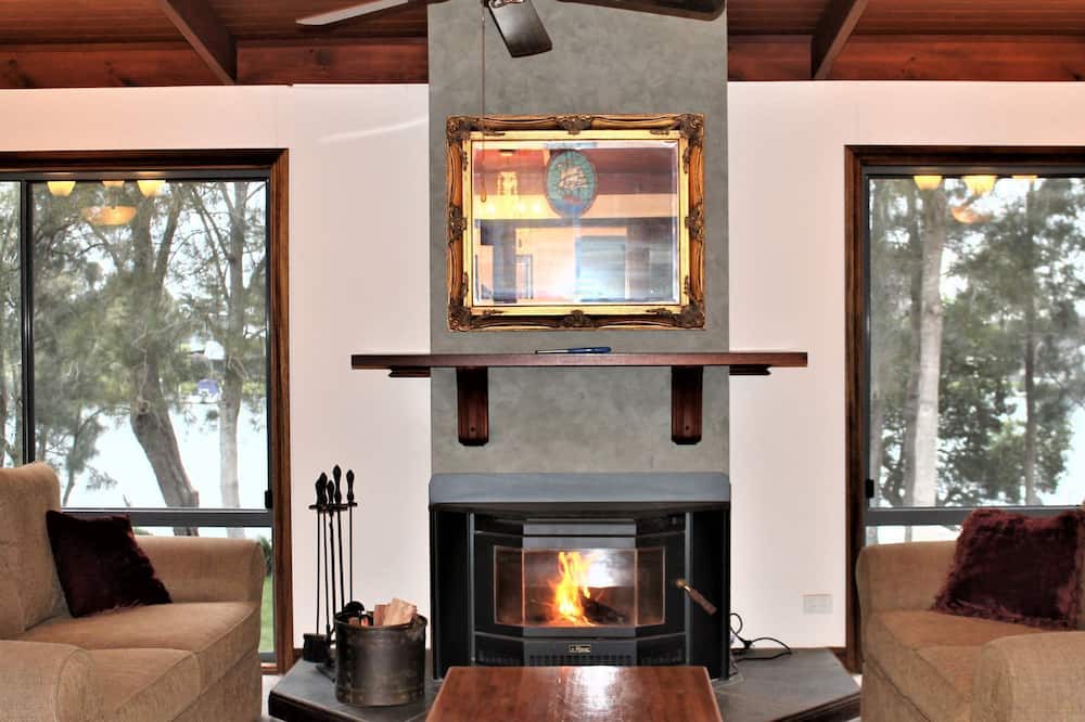 Photo of Livingroom in Dora Creek