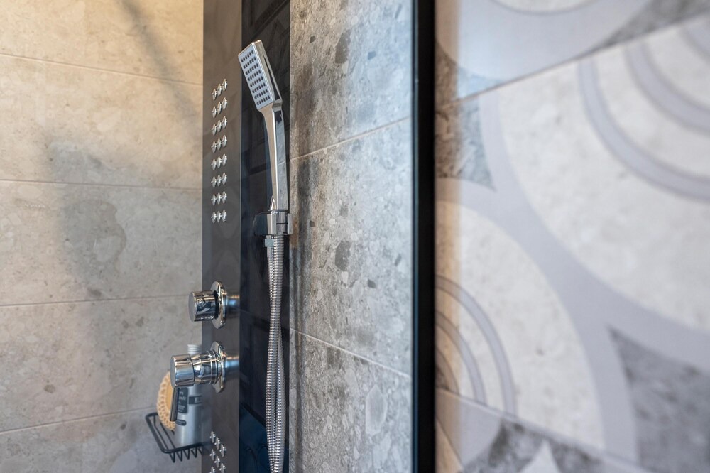 Photo of Bathroom in Petaloudes