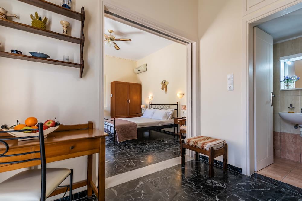 Photo of Bedroom in Apollonia
