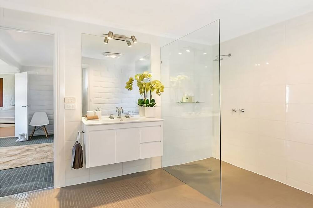 Photo of Bathroom in Shoreham