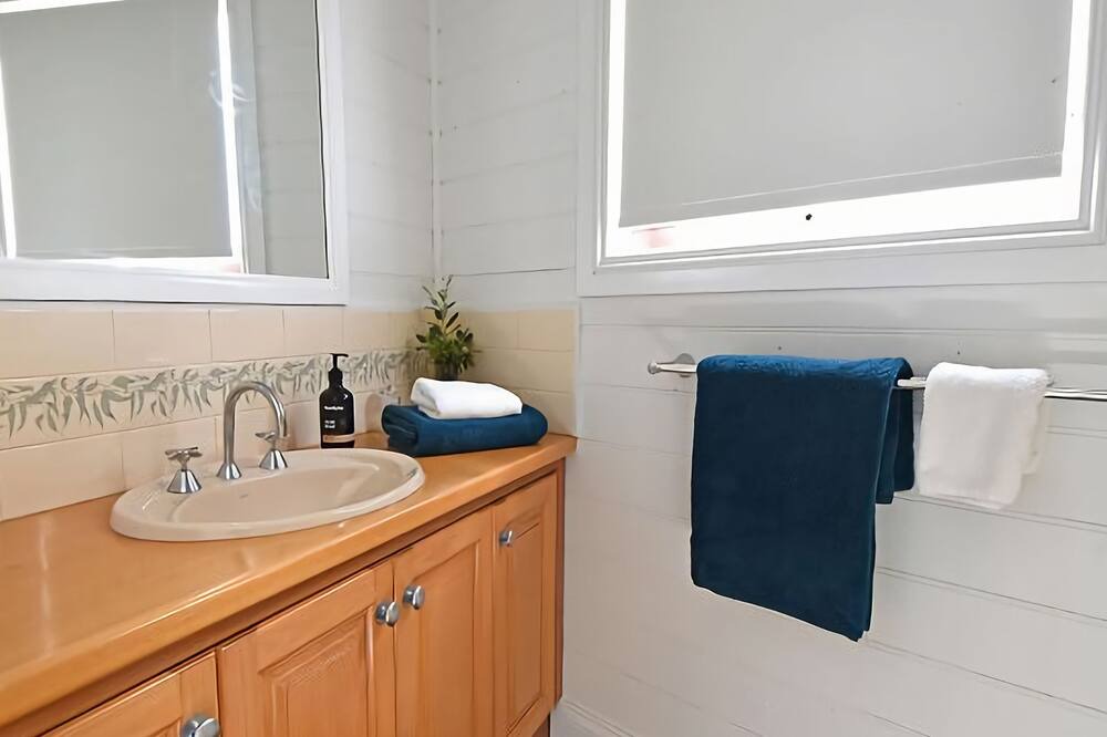 Photo of Bathroom in Shoreham