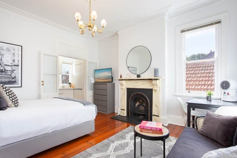 Photo of Livingroom in Petersham
