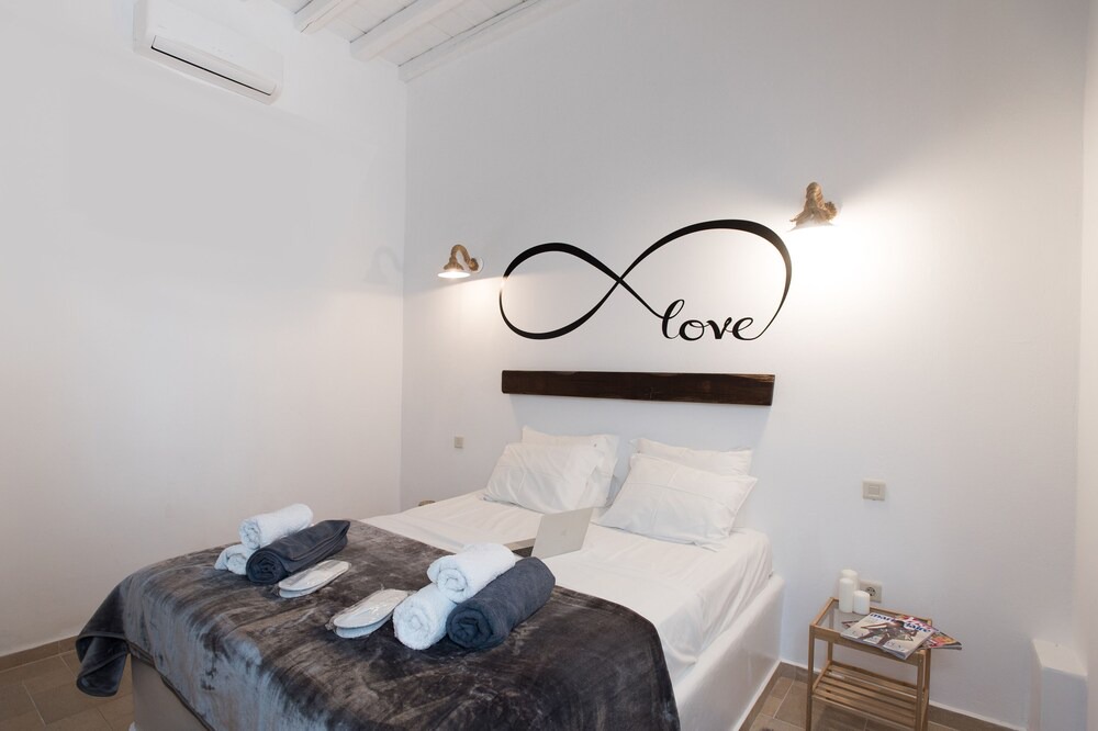 Photo of Bedroom in Panormos