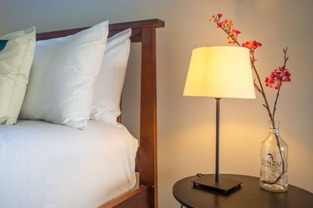 Photo of Bedroom in Broke