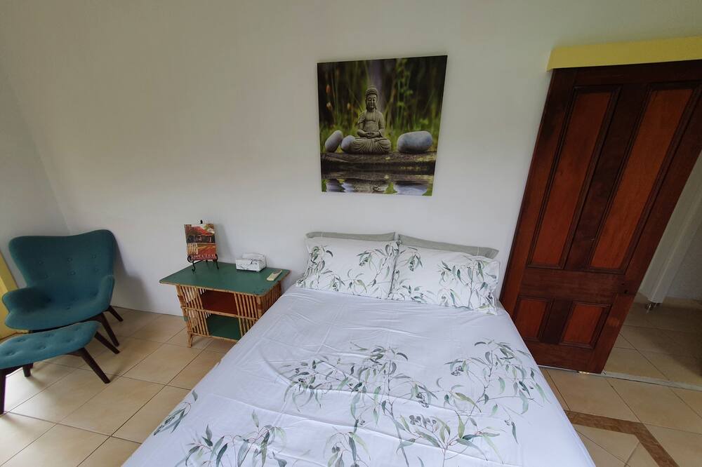 Photo of Bedroom in Lillian Rock