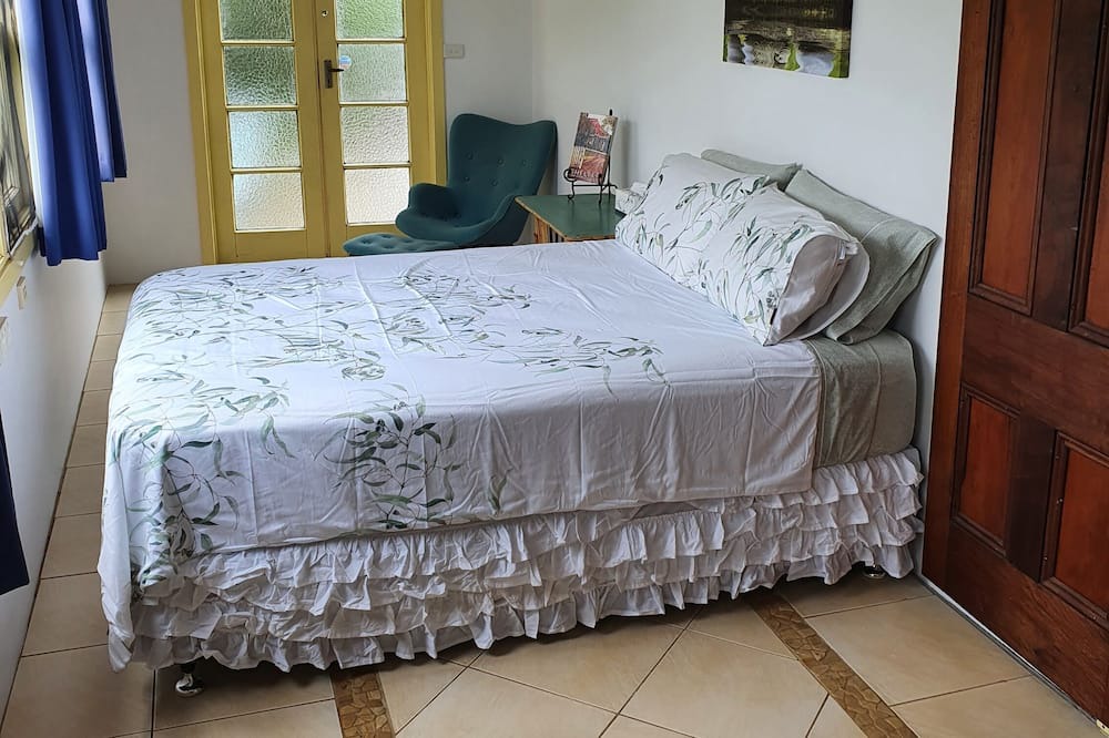 Photo of Bedroom in Lillian Rock