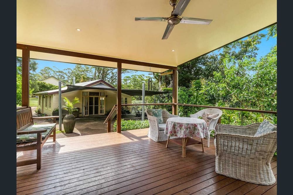 Photo of Patio Balcony in Lillian Rock