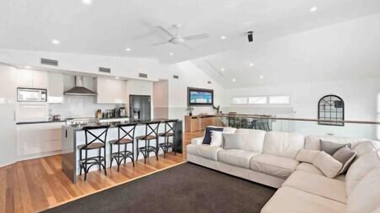 Photo of Livingroom in Bar Beach