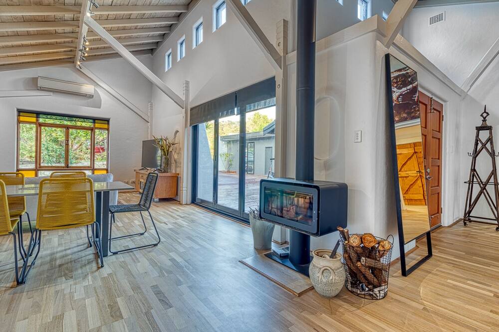 Photo of Livingroom in Dunsborough
