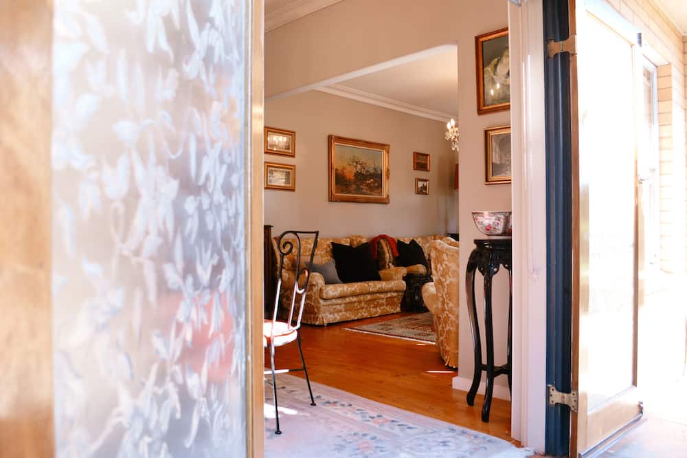 Photo of Livingroom in Sea Lake