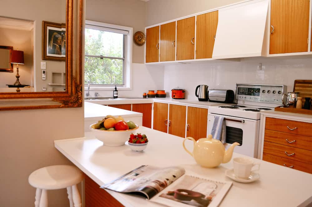 Photo of Kitchen in Sea Lake