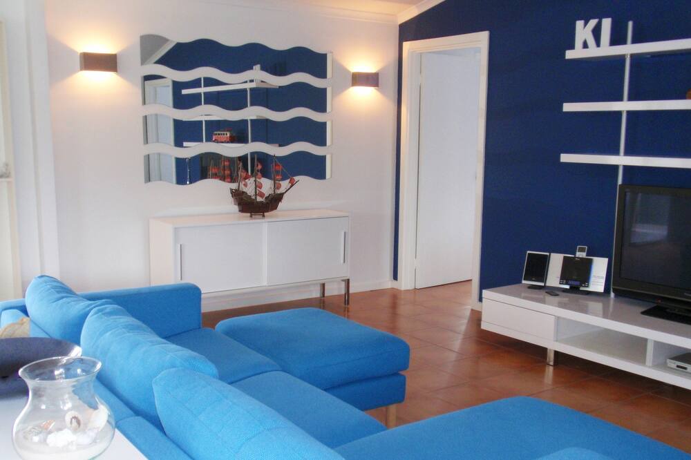 Photo of Livingroom in Island Beach