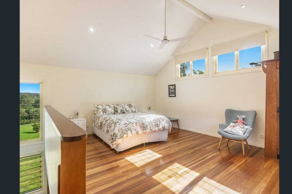 Photo of Bedroom in Lillian Rock