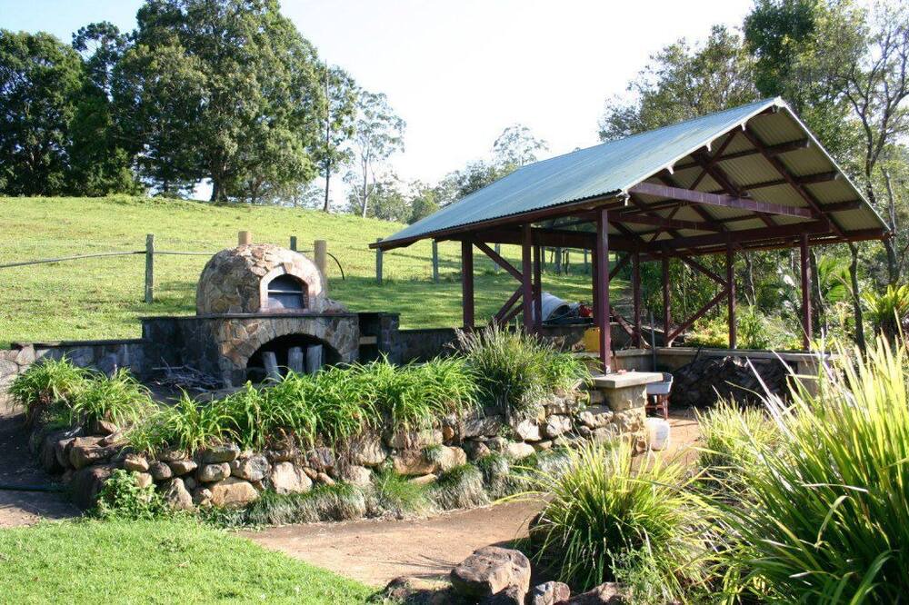 Photo of Outdoor in Lillian Rock