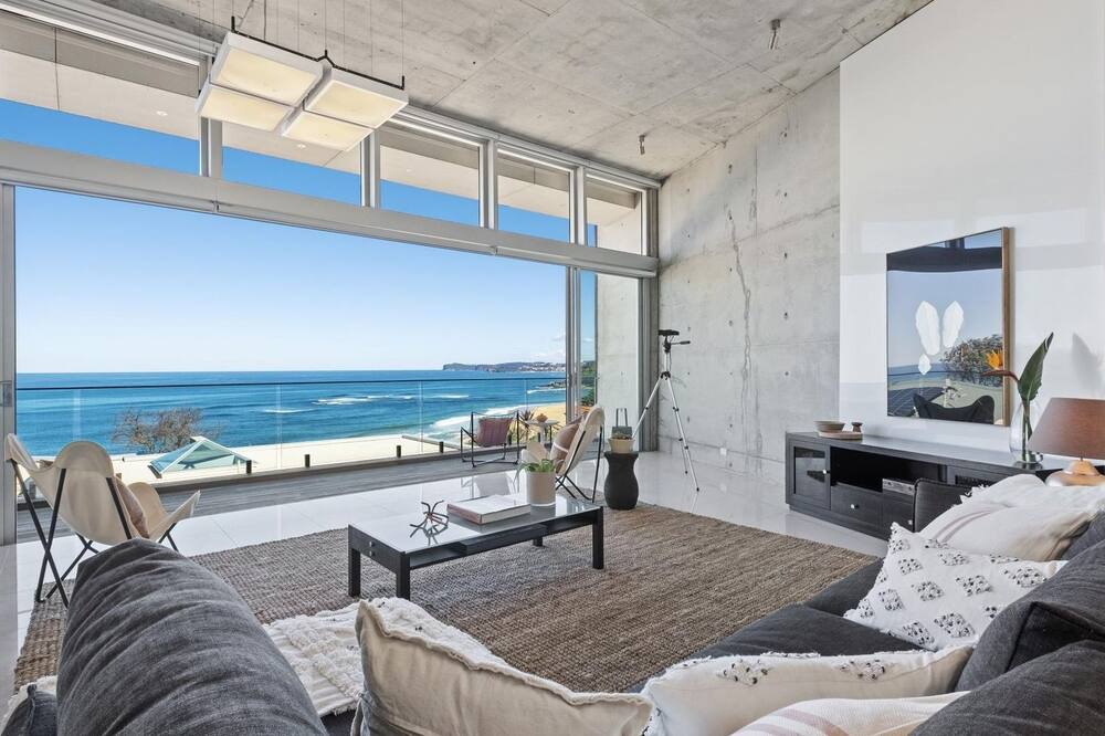 Photo of Livingroom in Forresters Beach