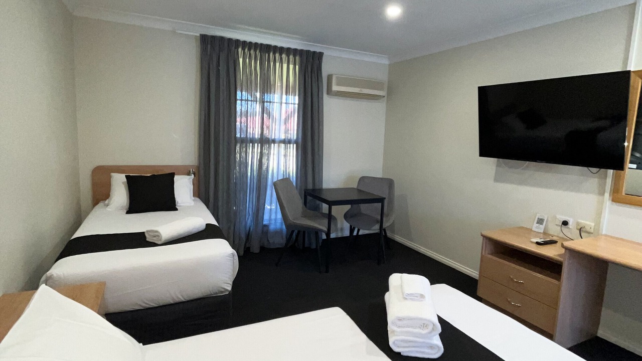 Photo of Bedroom in Parkes
