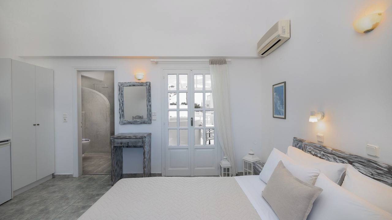Photo of Bedroom in Imerovigli