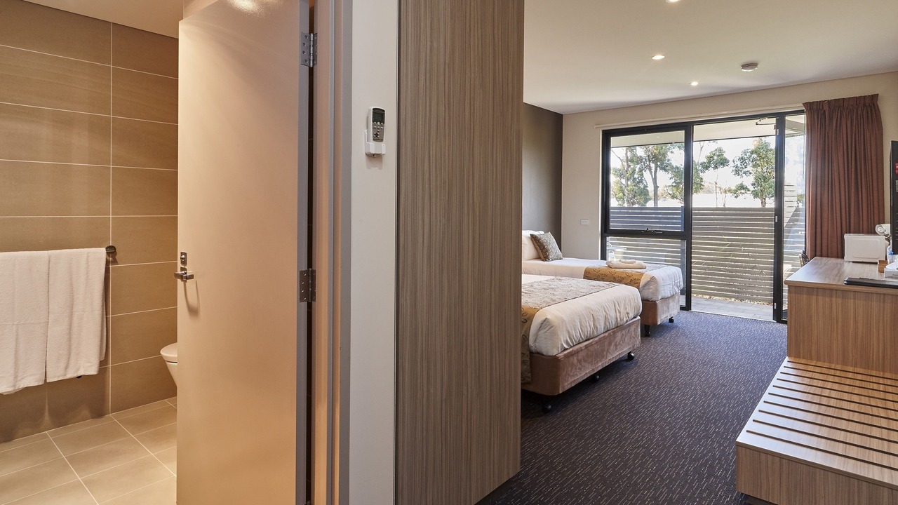 Photo of Bedroom in Lauderdale