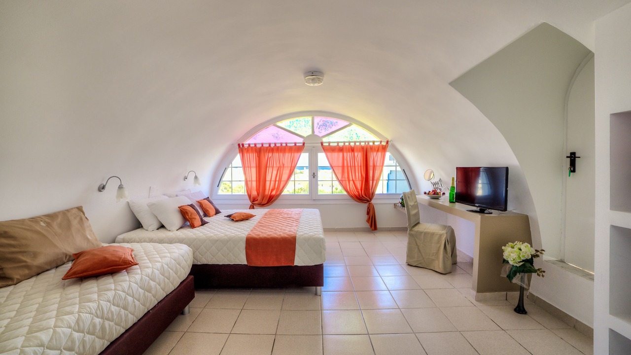Photo of Bedroom in Perivolos