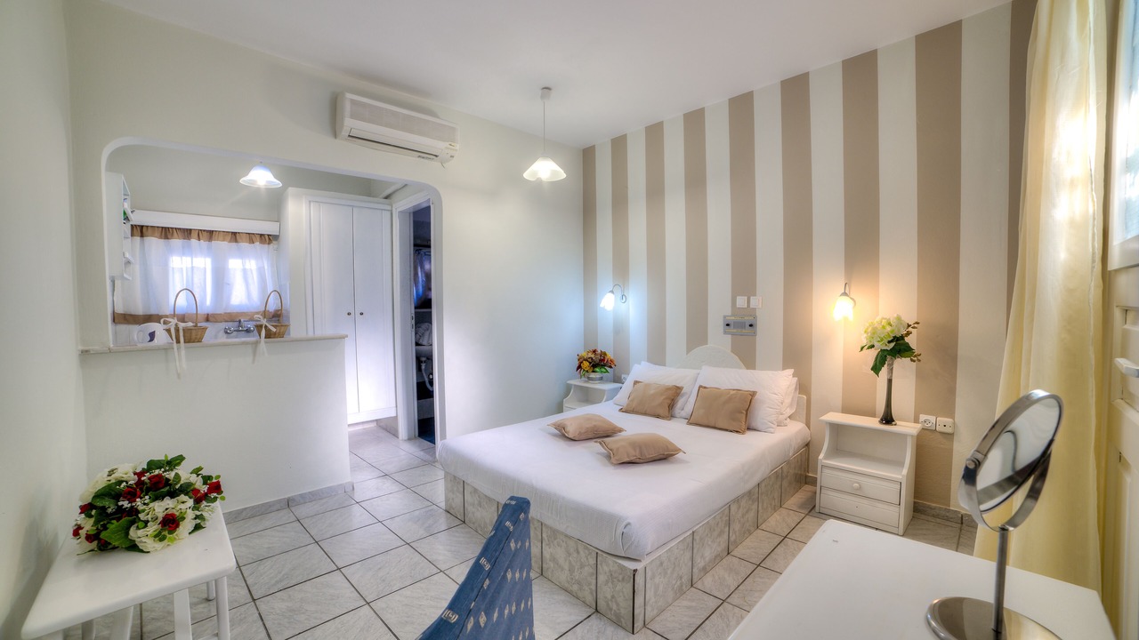 Photo of Bedroom in Perivolos