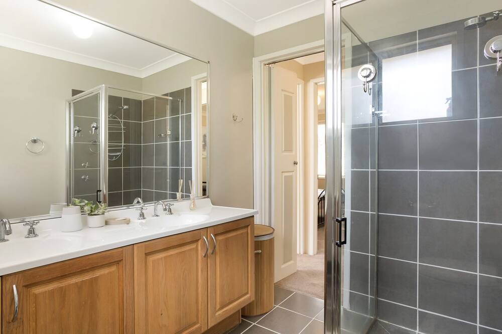 Photo of Bathroom in Dalmeny