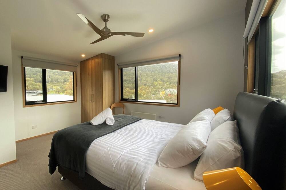 Photo of Bedroom in Lake Crackenback