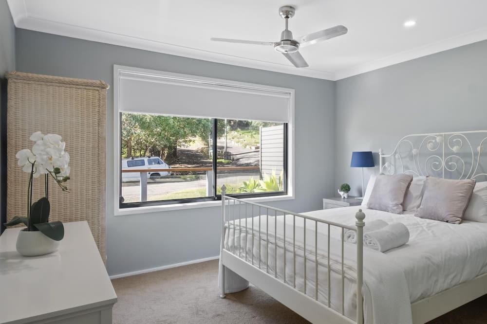 Photo of Bedroom in Pretty Beach Central Coast