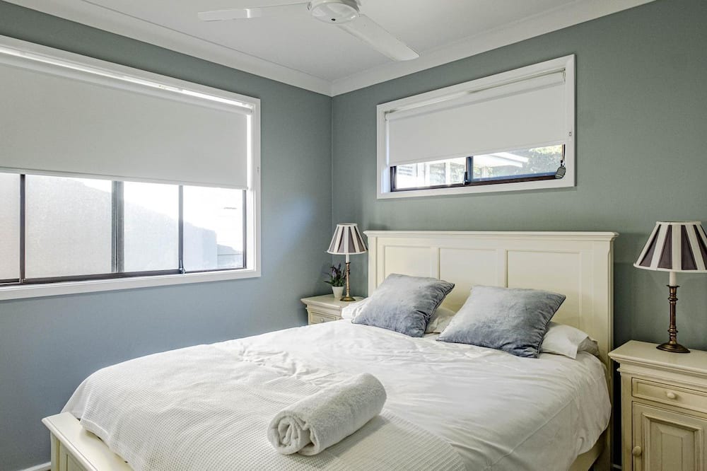 Photo of Bedroom in Pretty Beach Central Coast
