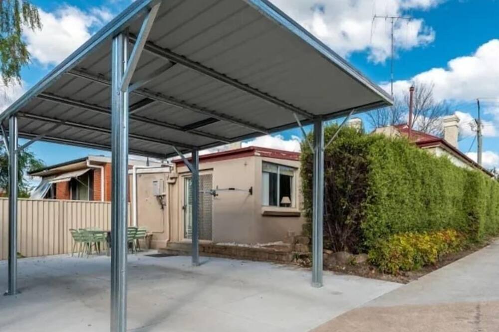 Photo of Outdoor in Bathurst