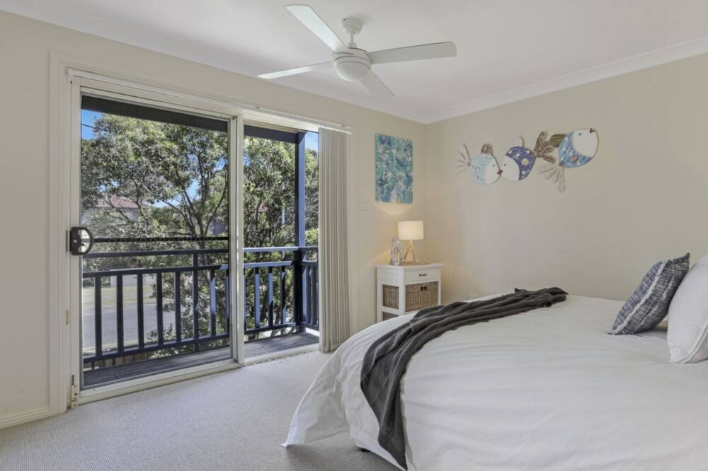 Photo of Bedroom in Hawks Nest